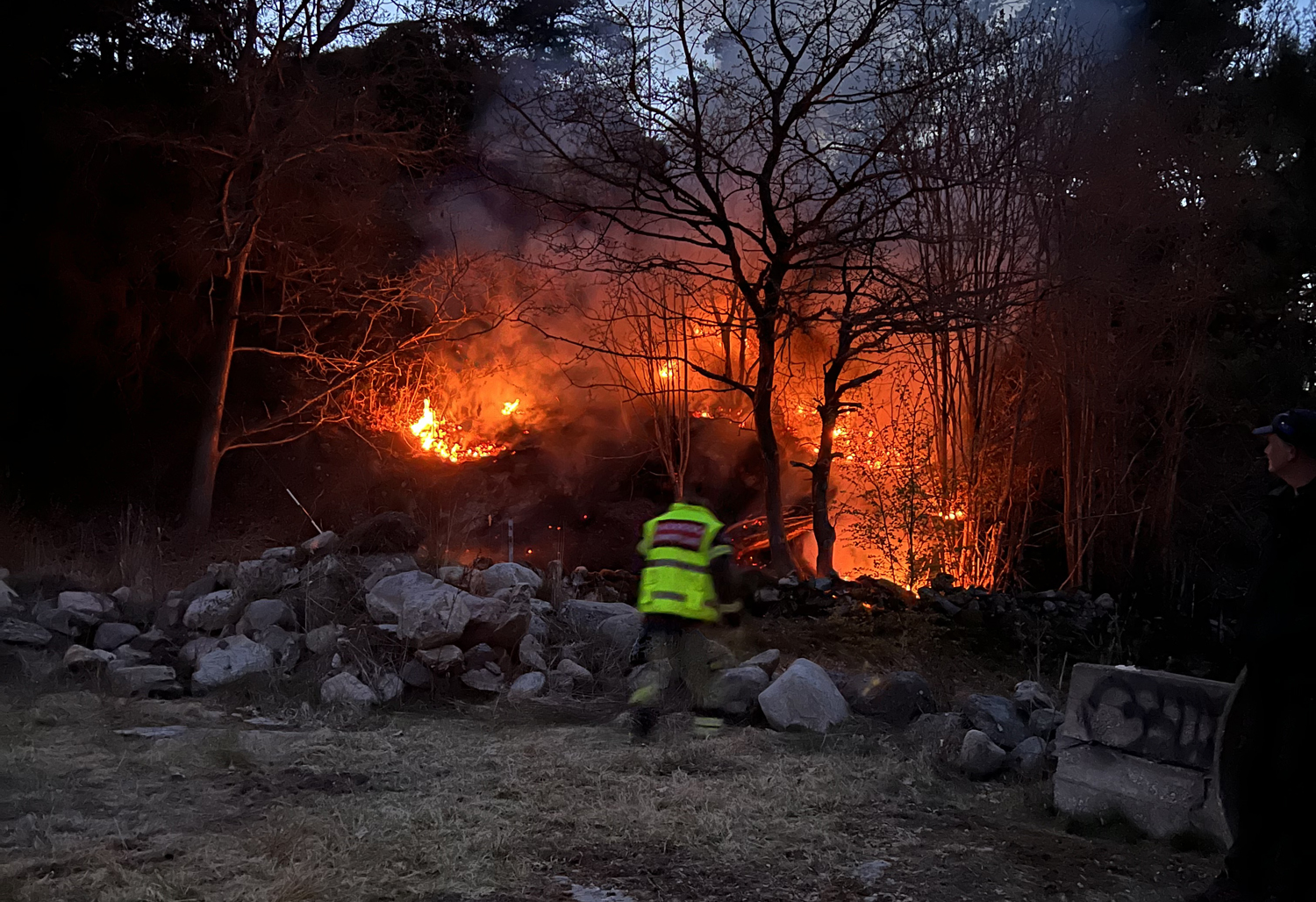 Brand i terrängen vid Häggvall