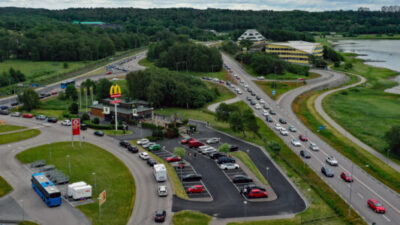 Fylleri på McDonalds - Irrade ut på länsväg 160