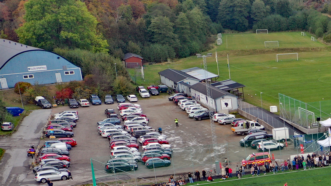 Ellös sporthall stänger efter vattenläcka