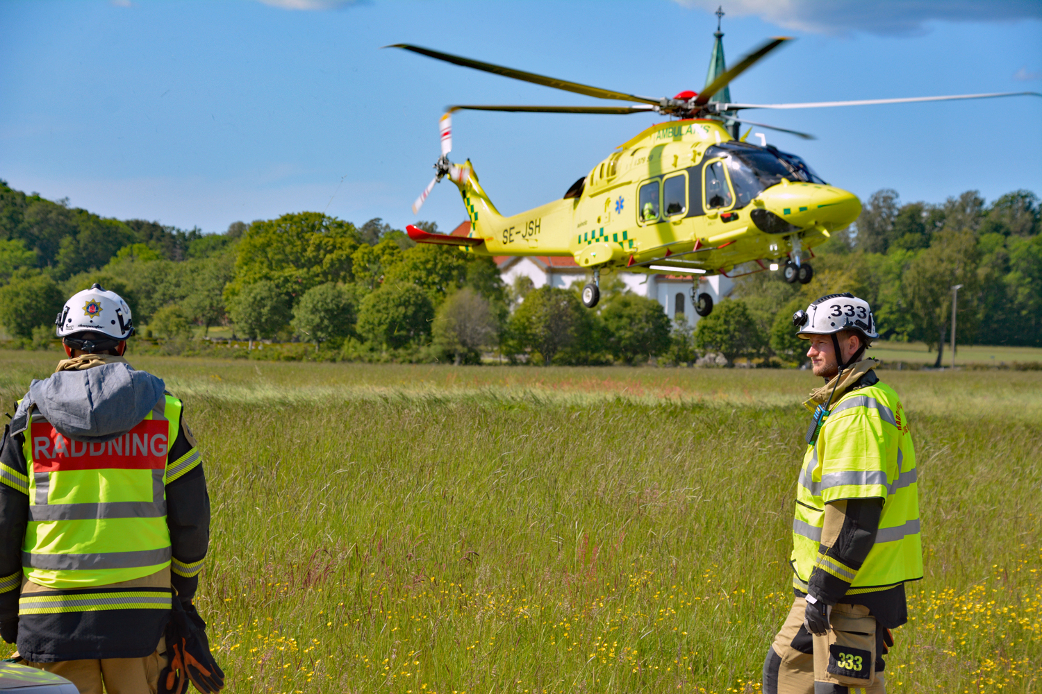 Frontalkollision i Ödsmål - Barn flögs med helikopter