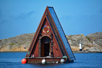 Håpets katedral anlöpte Skärhamn