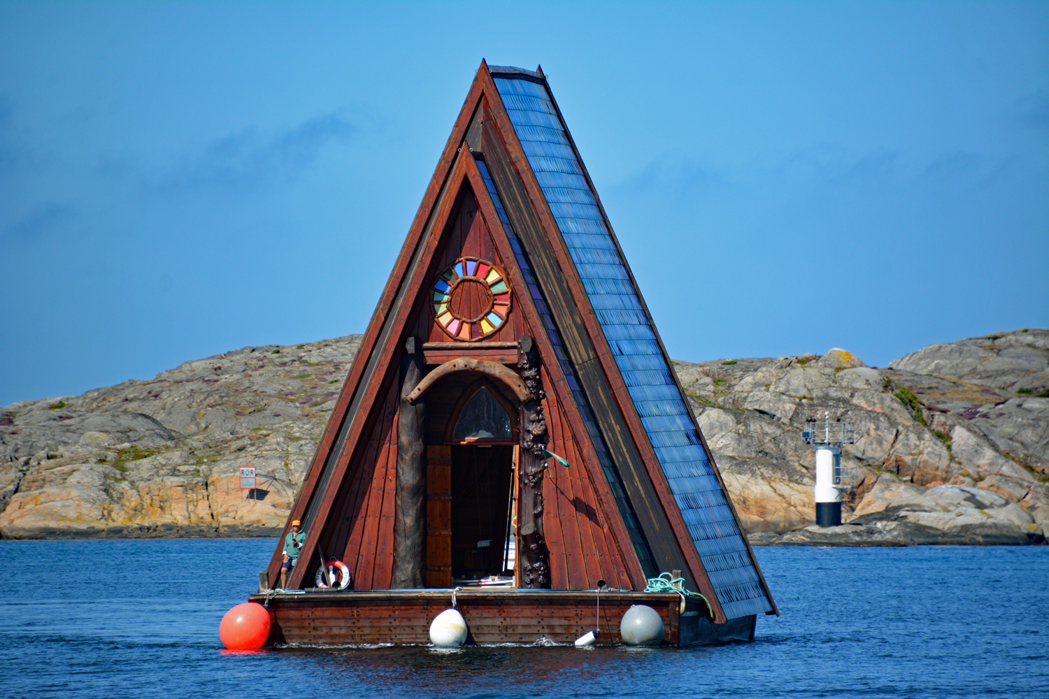 Håpets katedral anlöpte Skärhamn