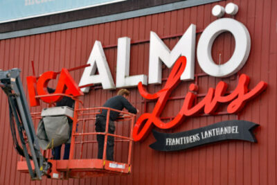 Här plockas ICA-skylten ner - Imorgon öppnar HEMKÖP Almö Livs