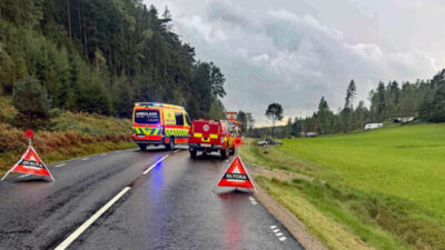JUST NU: Trafikolycka på Orust - Två bilar kolliderat