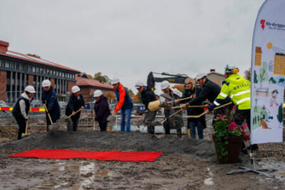 Första spadtaget för nytt trygghetsboende i Henån